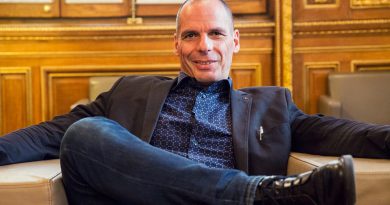 yanis-varoufakis