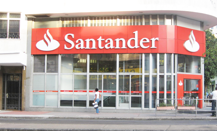 El Santander pierde 10.798 millones de euros tras ajustes en la primera mitad del año