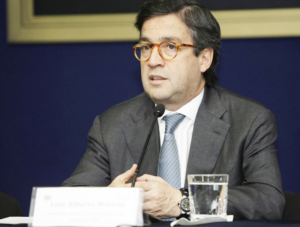 Luis Alberto Moreno, presidente del BID afirma que Latinoamérica tras la pandemia será más pobre