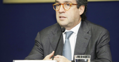 Luis Alberto Moreno, presidente del BID afirma que Latinoamérica tras la pandemia será más pobre