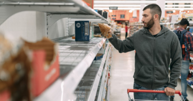 Los precios cayeron en noviembre un 0,8 % en tasa interanual en España